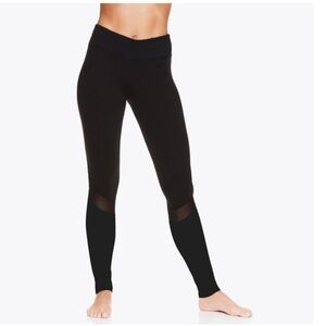 6. NWT GAIAM  OM MESH CHARCOAL HEATHER LEGGING M